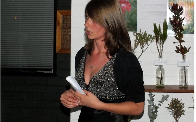  Elzaan van Lill, sameroeper van Gansbaai Jeugklub wat die klub aan Gansbaai Toerismelede bekendgestel het  